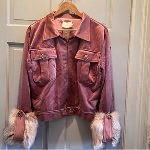 Judith March - NWT Velvet Bomber Jacket w/Faux Fur- Perfect For Holidays - Large
